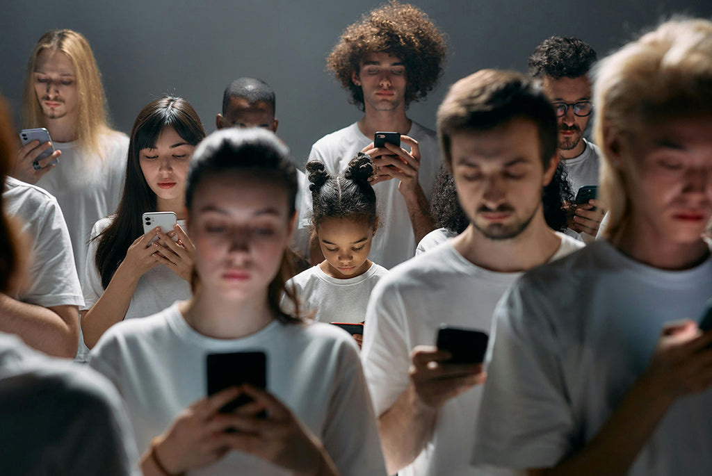 A Proibição dos Celulares nas Escolas: impactos e alternativas.